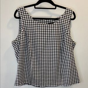 R&K Vintage Houndstooth Sleeveless Button Up Top Size 16